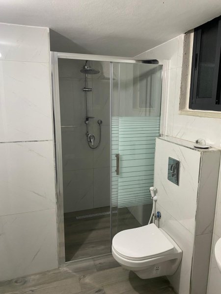 شاور مستقيم